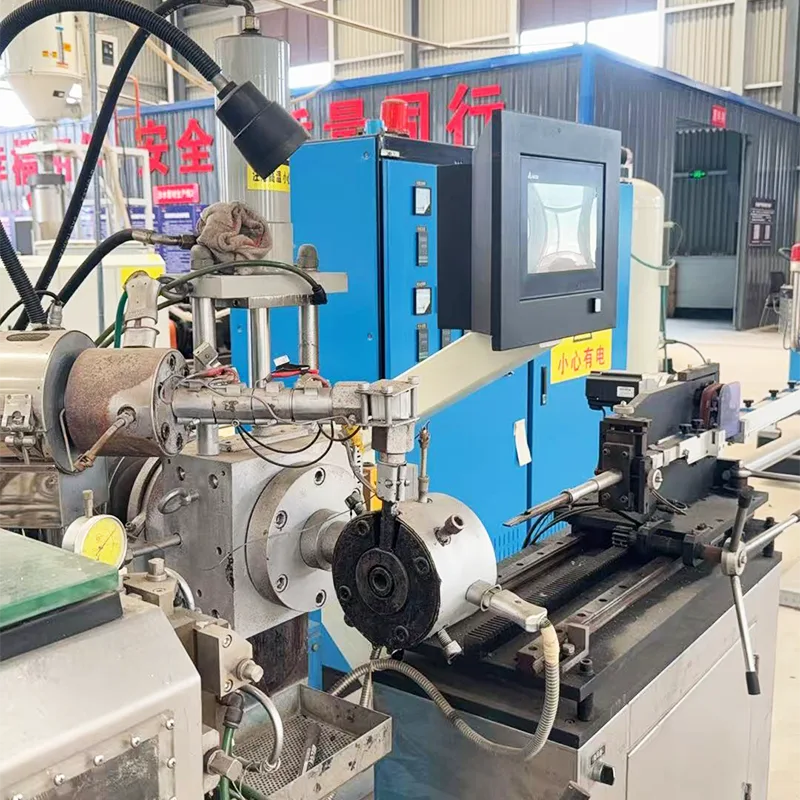 Linea di produzione di tubi di irrigazione a goccia usata